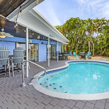 Canal-Front Oasis With Dock And Kayaks In Cape Coral! Екстериор снимка