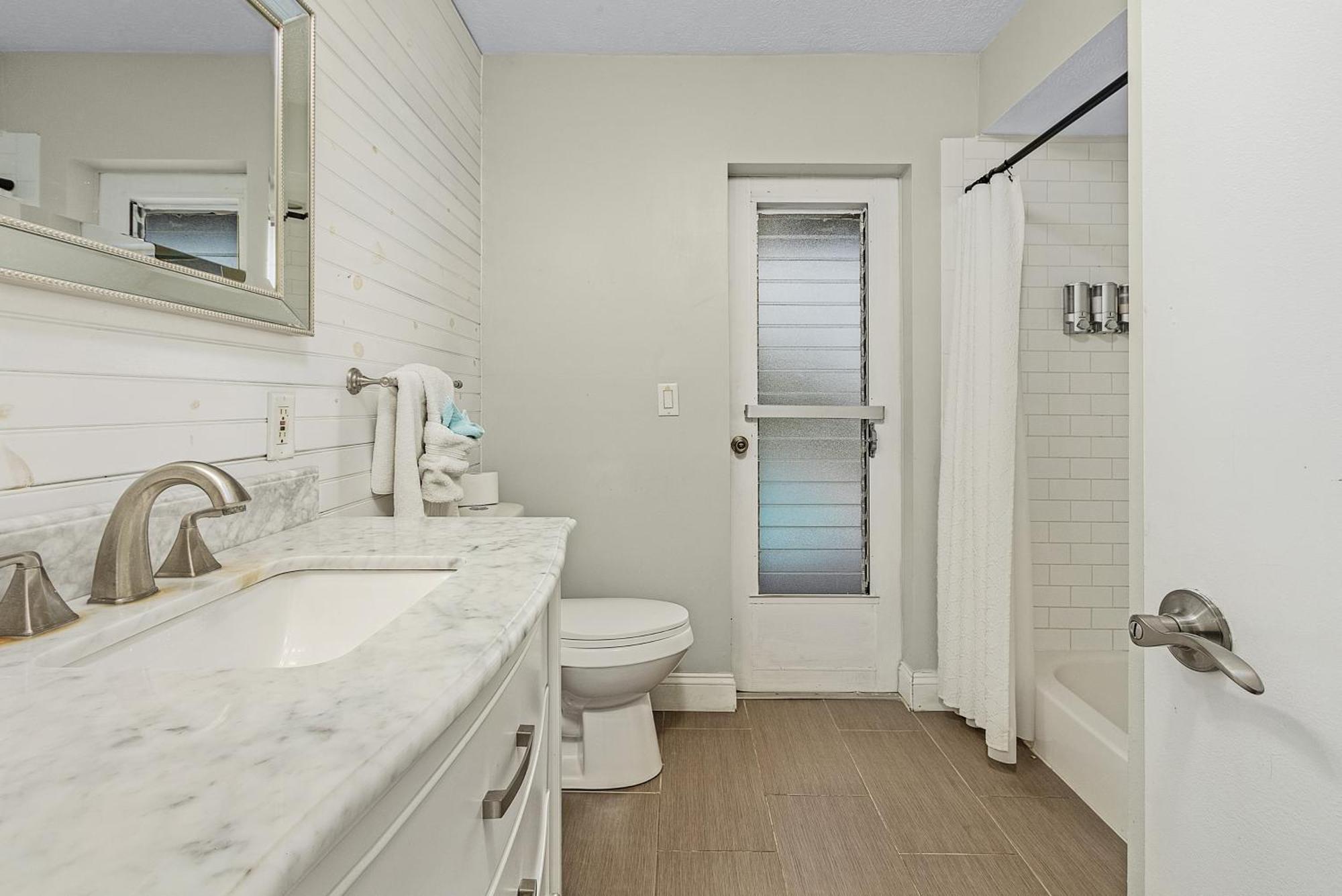 Canal-Front Oasis With Dock And Kayaks In Cape Coral! Екстериор снимка