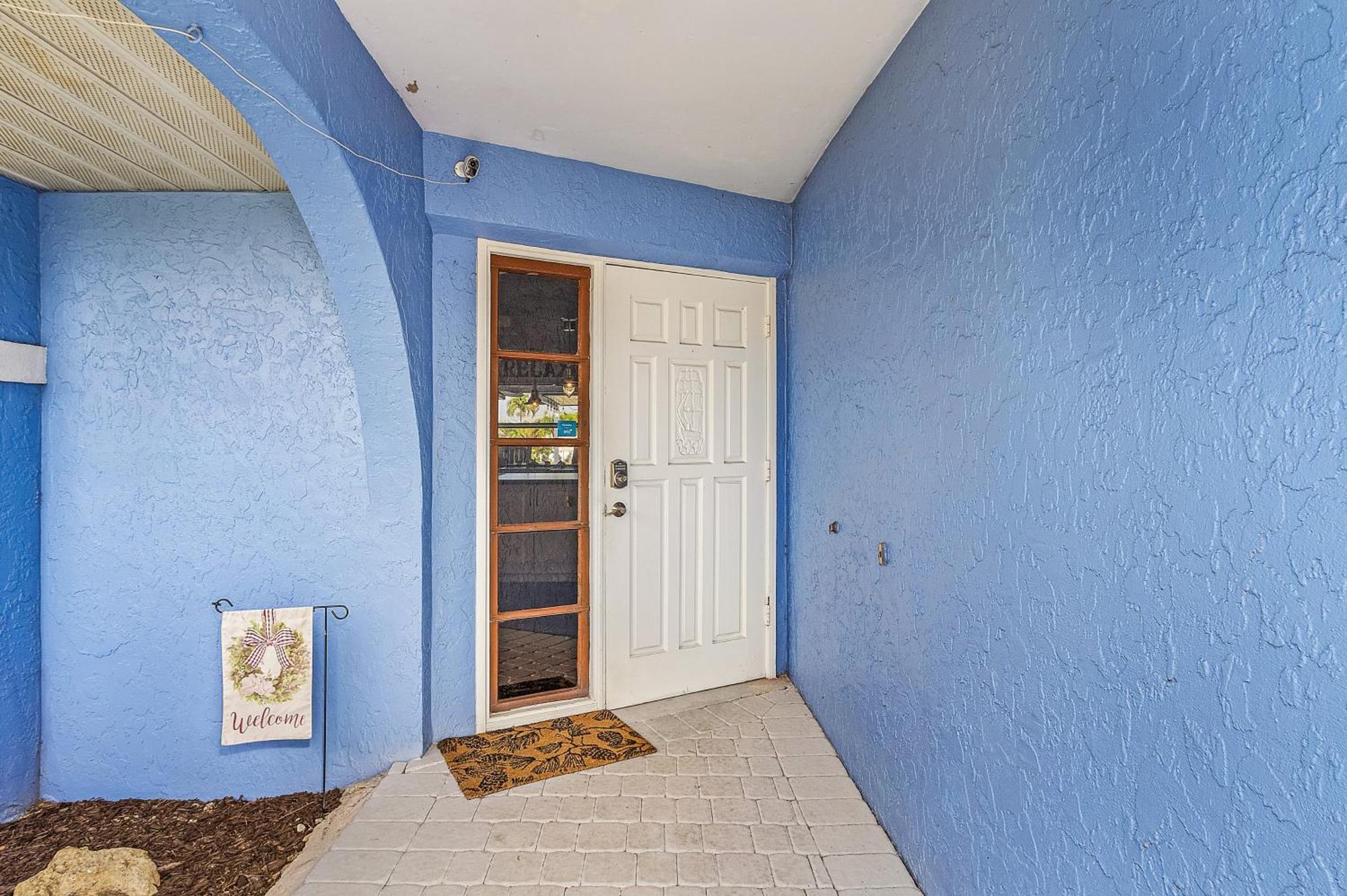 Canal-Front Oasis With Dock And Kayaks In Cape Coral! Екстериор снимка