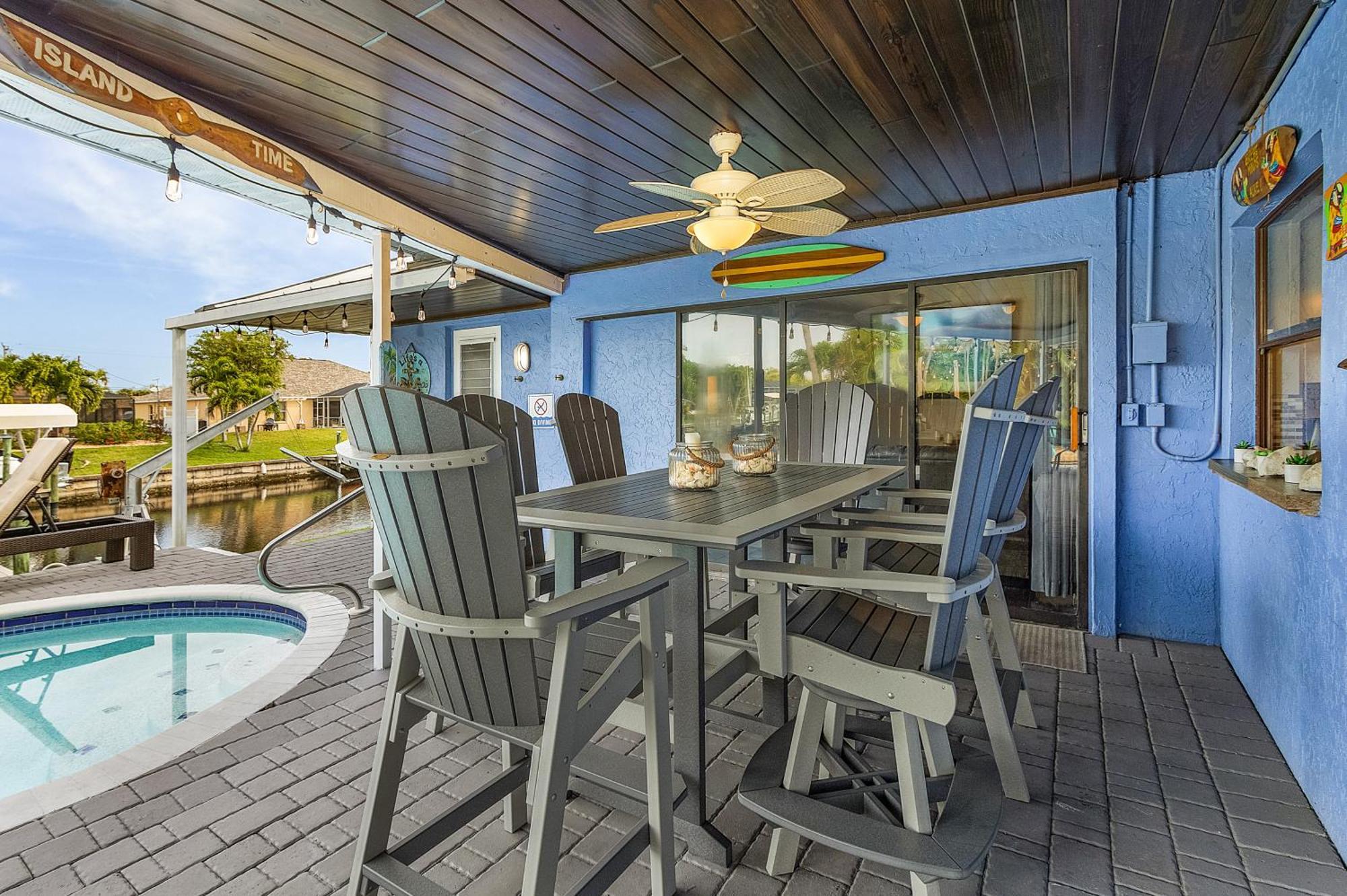 Canal-Front Oasis With Dock And Kayaks In Cape Coral! Екстериор снимка